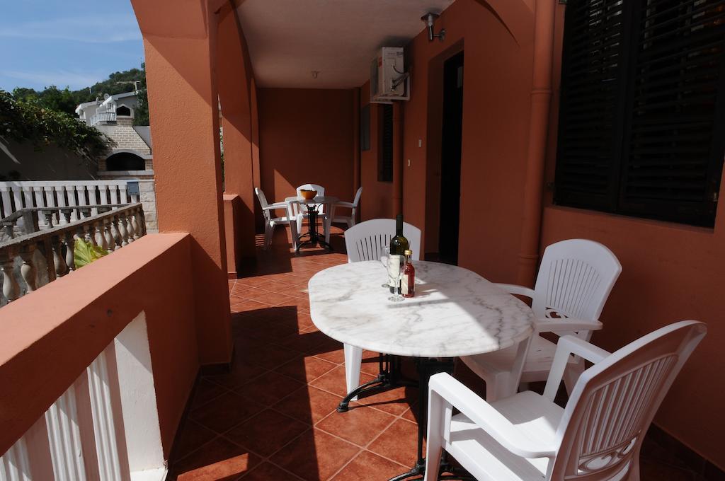 Vila Apartments Lidija Petrovac Eksteriør bilde