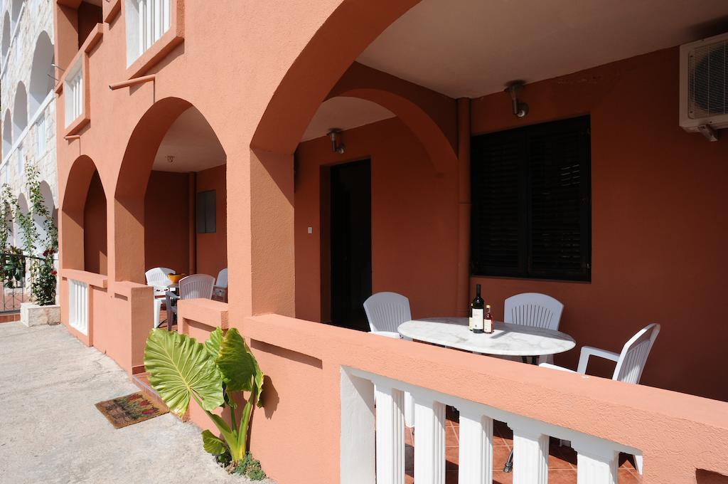 Vila Apartments Lidija Petrovac Rom bilde